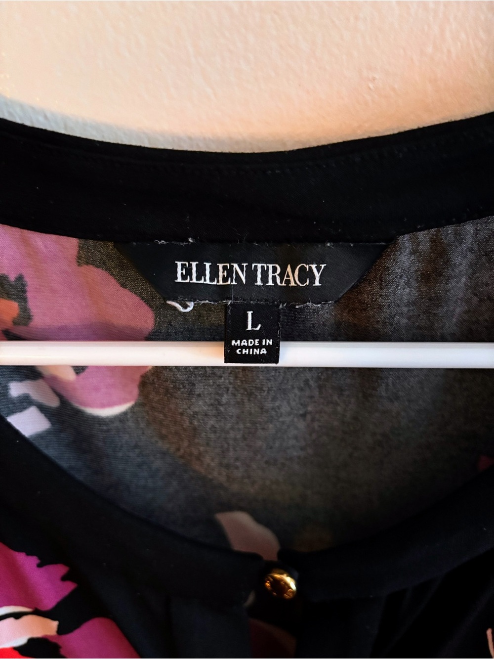 Ellen Tracy Black Sleeveless Tank with Pink & Red Floral Print - Picture 3 of 6